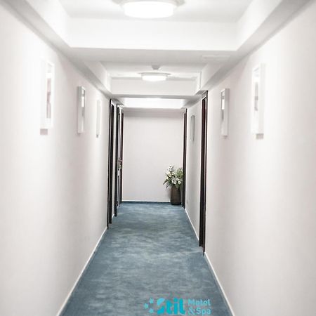 Stil Motel & Spa Tasnad Exterior photo